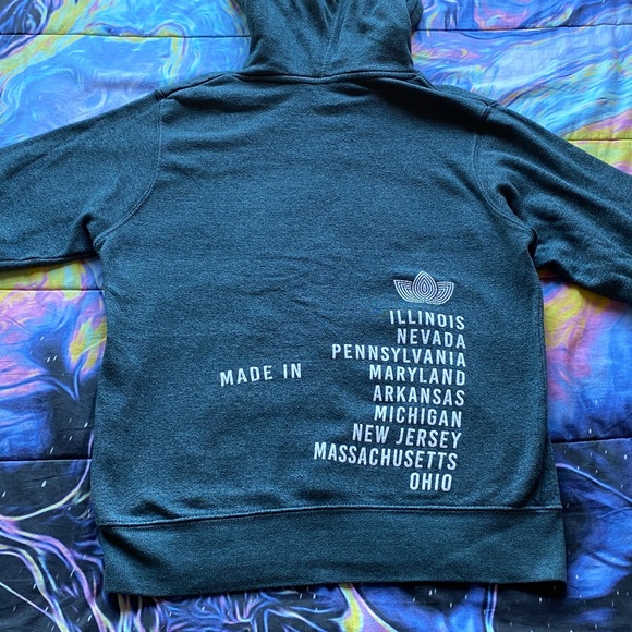 Zen leaf hoodie - Picture 2 of 3